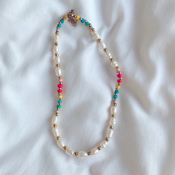 Gorgeous handmade pearl choker🦄 - Picture 3 of 4